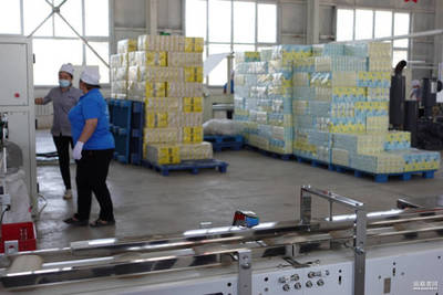 光伏照亮扶貧路 中國華電在帕米爾高原的創新實踐